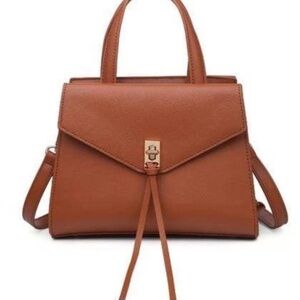 Urban Expressions (Tuckernuck) Bella Purse in Tan